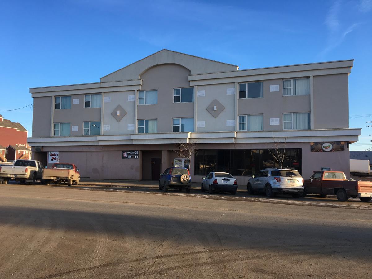 The Silverado Inn Dawson Creek Esterno foto
